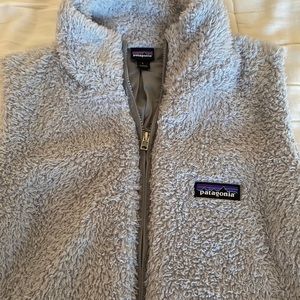 Patagonia women’s size Large fuzzy vest.